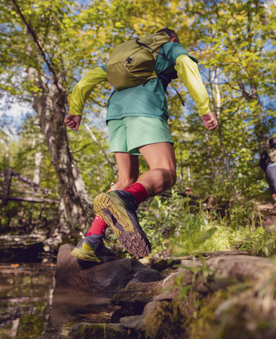 Men's Targhee Apex Waterproof Hiking Boot Black/Golden Cypress - Image 9
