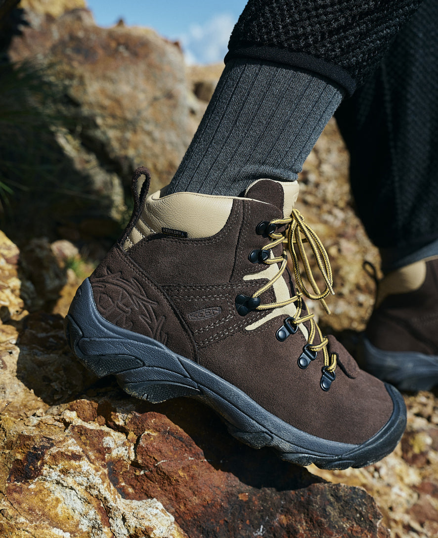 Men's Pyrenees Waterproof Hiking Boot x Mountain Research Mountain Research Brown - Image 9