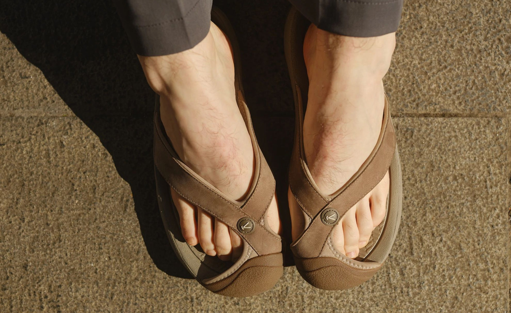 Men's Waimea Leather Flip-Flop Java/Plaza Taupe - Image 7