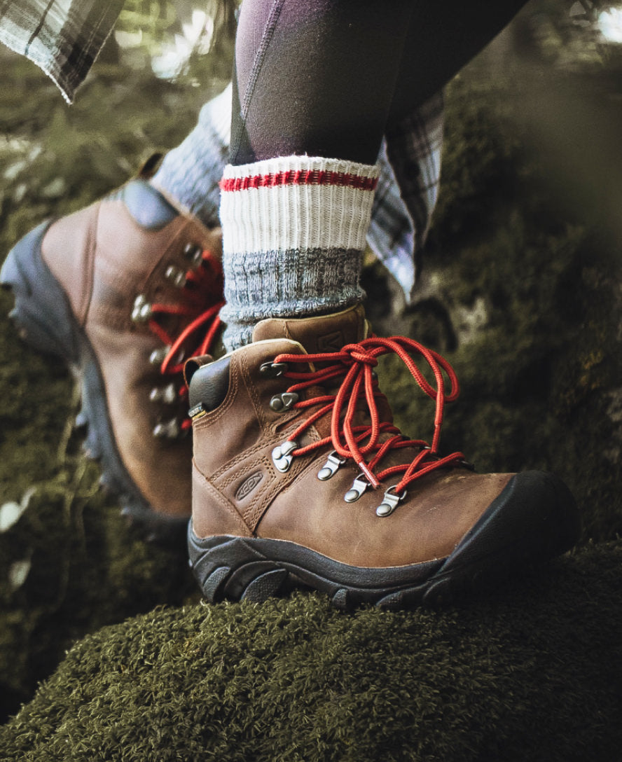 Women's Pyrenees Waterproof Hiking Boot Syrup - Image 8