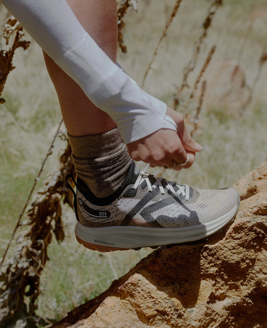 Women's Seek Trail Running Shoe Black/Sunset Sand - Image 8
